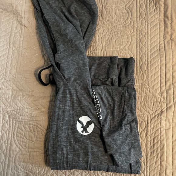 American Eagle Hoodie - Picture 4 of 4